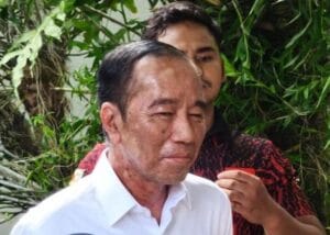 Ada Apa dengan Penyakit Kulit Jokowi? Ini Pernyataan Dokter Tifa