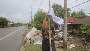 Bendera Putih Berkibar di Aceh, Warga Desak Penetapan Bencana Nasional
