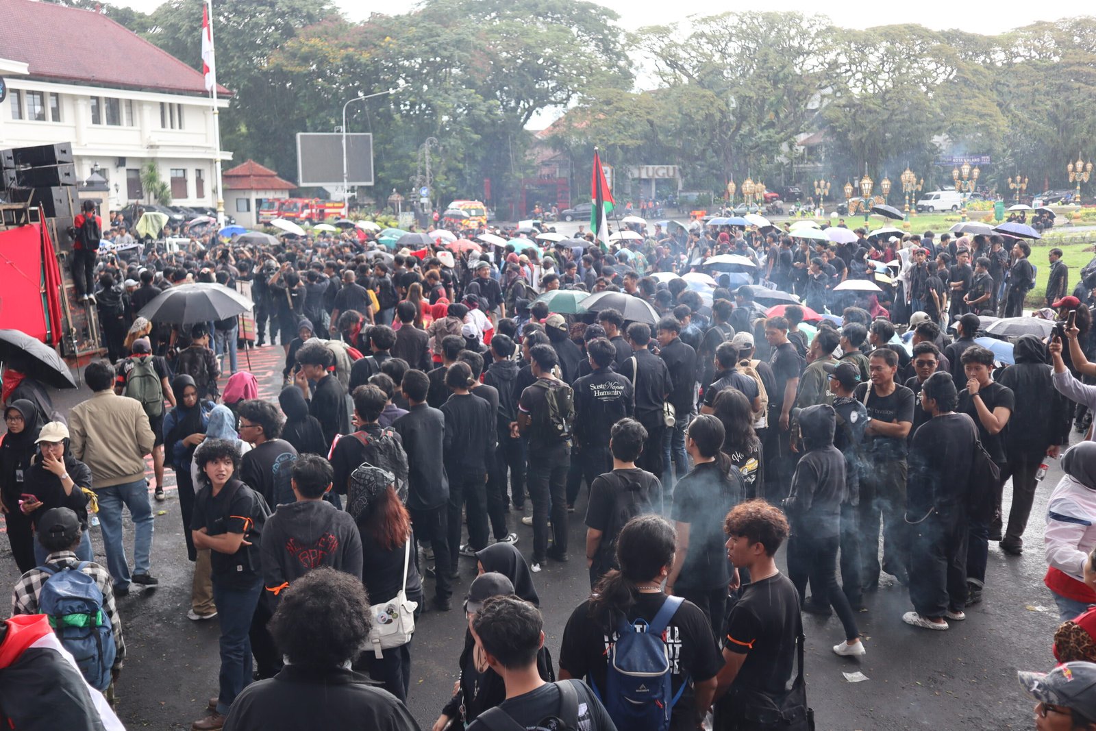 Pedagang telur gulung