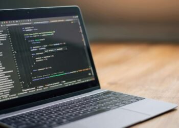 Laptop Programmer