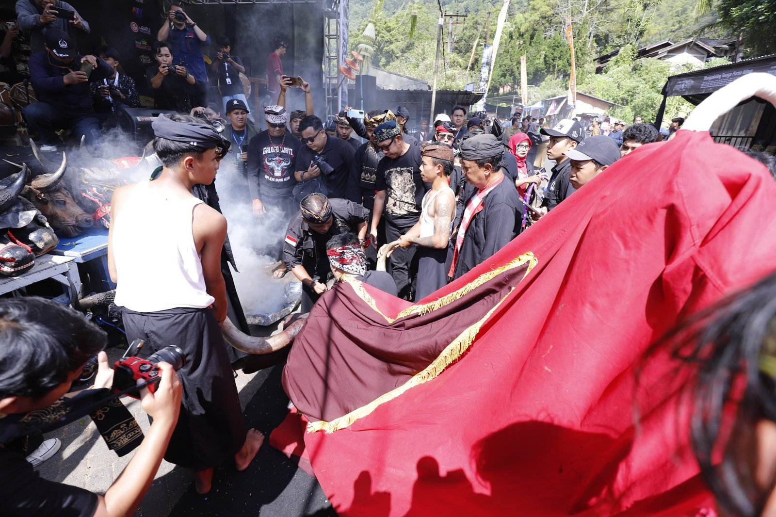 Kirab Banteng 1 Suro Empu Supo
