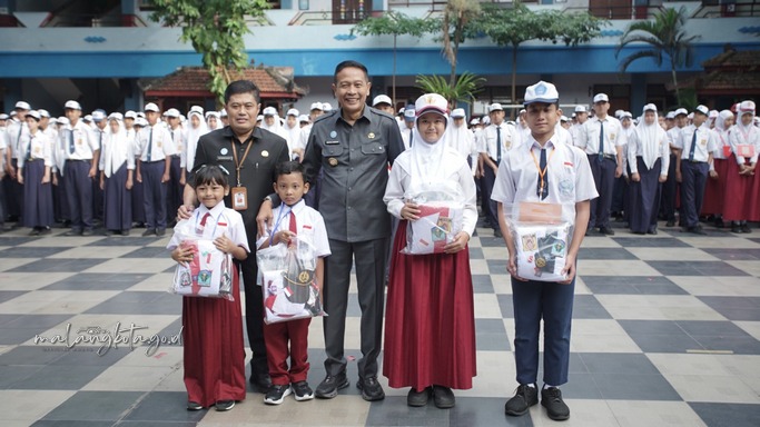 Seragam Gratis Kota Malang 2026