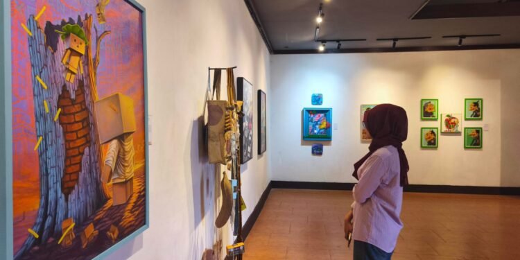 Pameran Like a Rolling Stone di Kota Batu