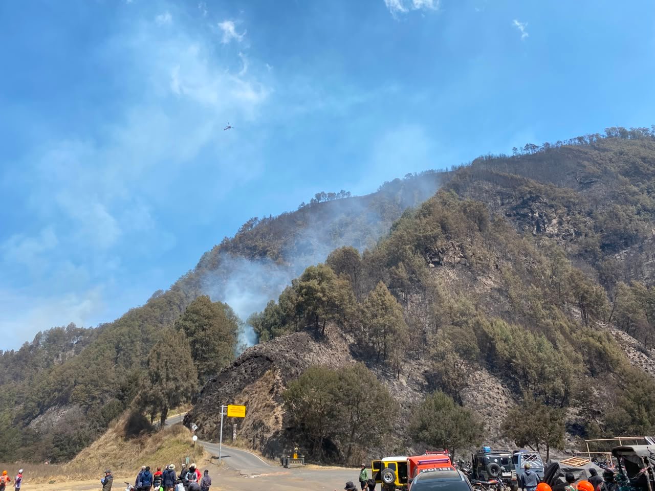 Supir jeep dan Tour Leader Wisata Bromo