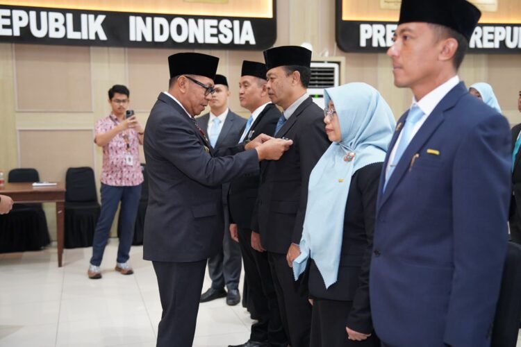 Satyalancana Karya Satya