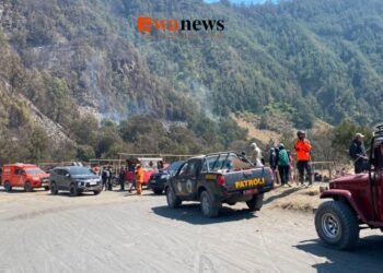 Supir Jeep dan Tour Leader Wisata Bromo Turut Padamkan Api, Imbas Meluasnya Kebakaran hingga Bukit Penanjakan