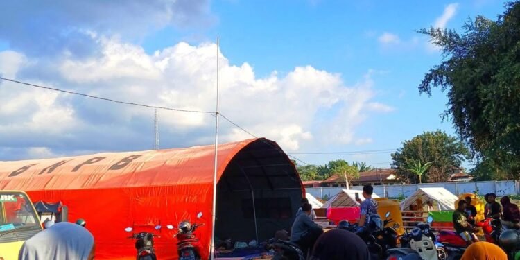 Korban Gempa NTT Keluhkan Lambannya Logistik, Pemerintah Tolak Bantuan Asing