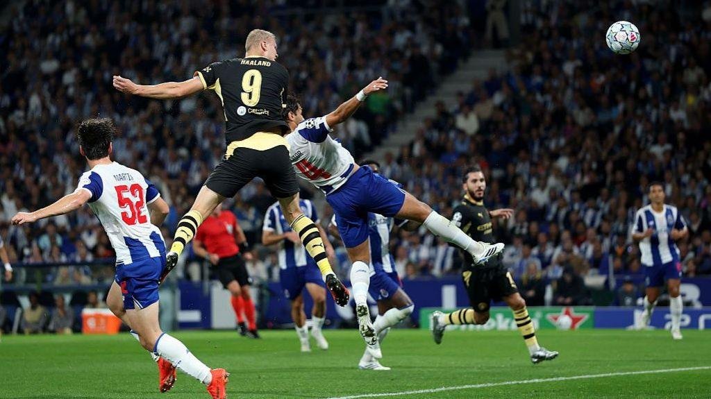 Bungkam FC Porto