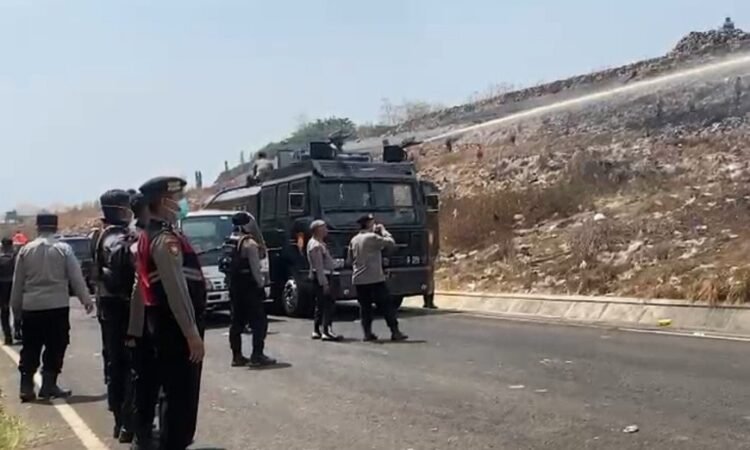 kebakaran TPA supit urang
