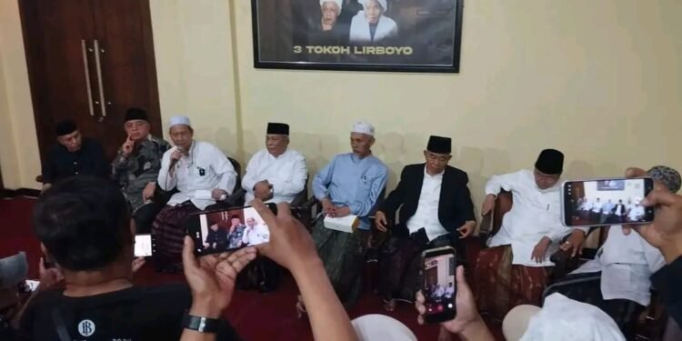 Kiai Berkumpul di Lirboyo