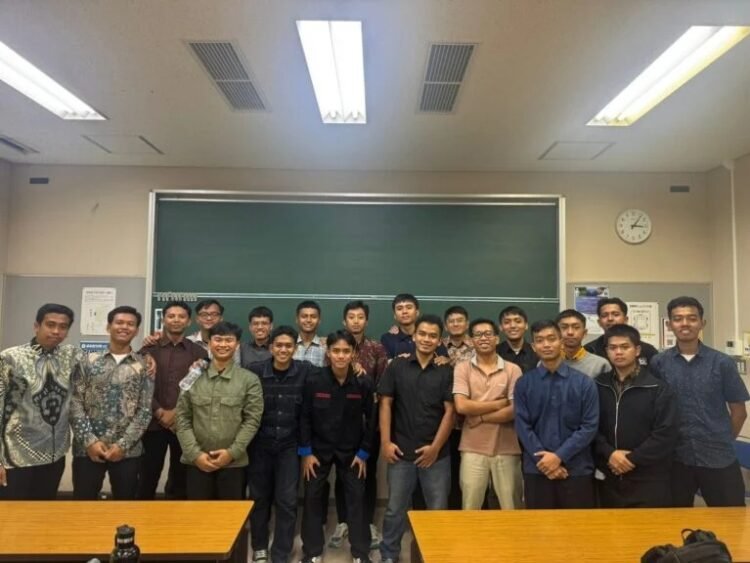 Mahasiswa UMM magang di daihatsu