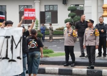 Aksi Damai Aliansi Rakyat Bangkit Bersatu