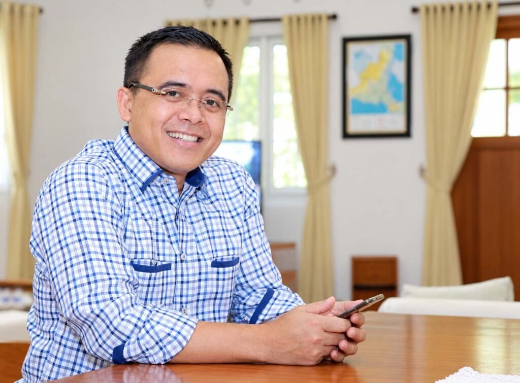 azwar anas